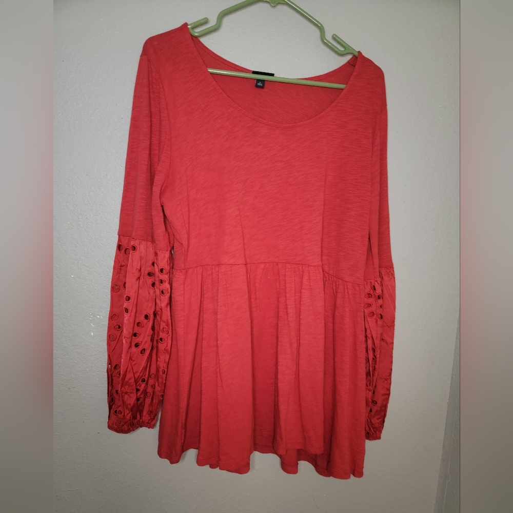 Torrid Red lantern sleeve top size 1X